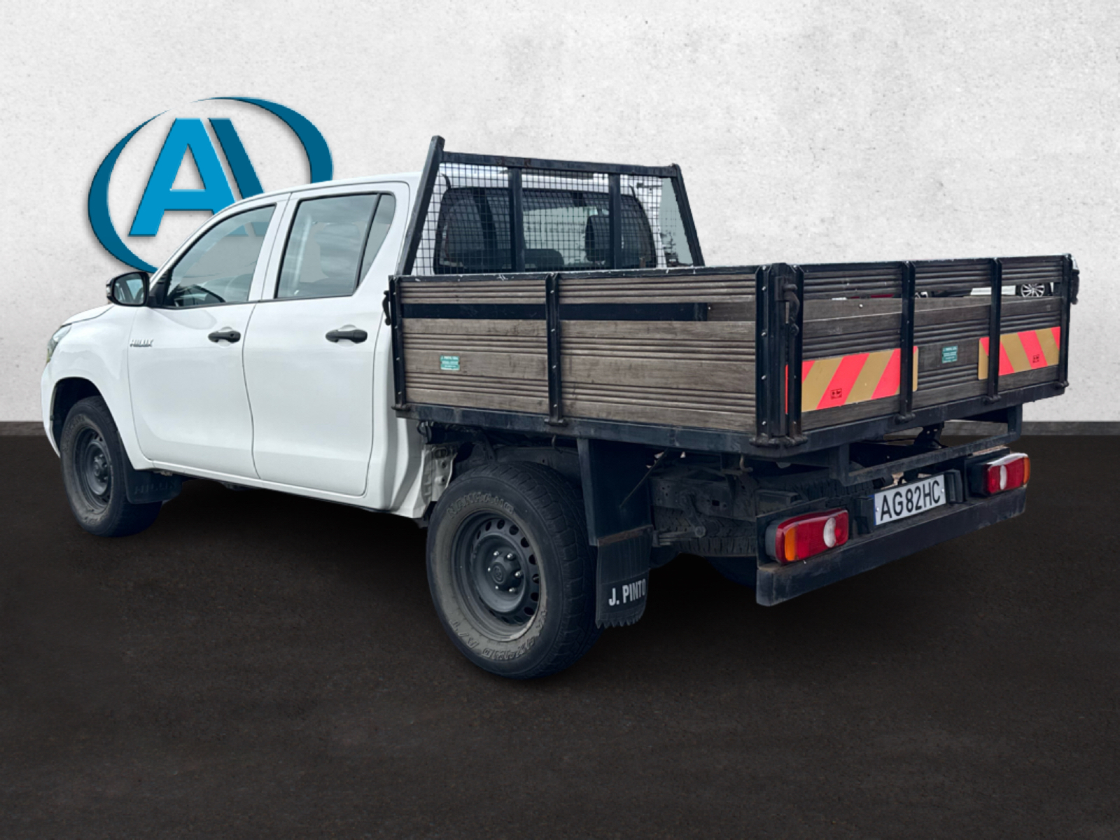 TOYOTA HILUX Hilux 2.4D 4x4 Cabina Dupla Caixa Met�lica