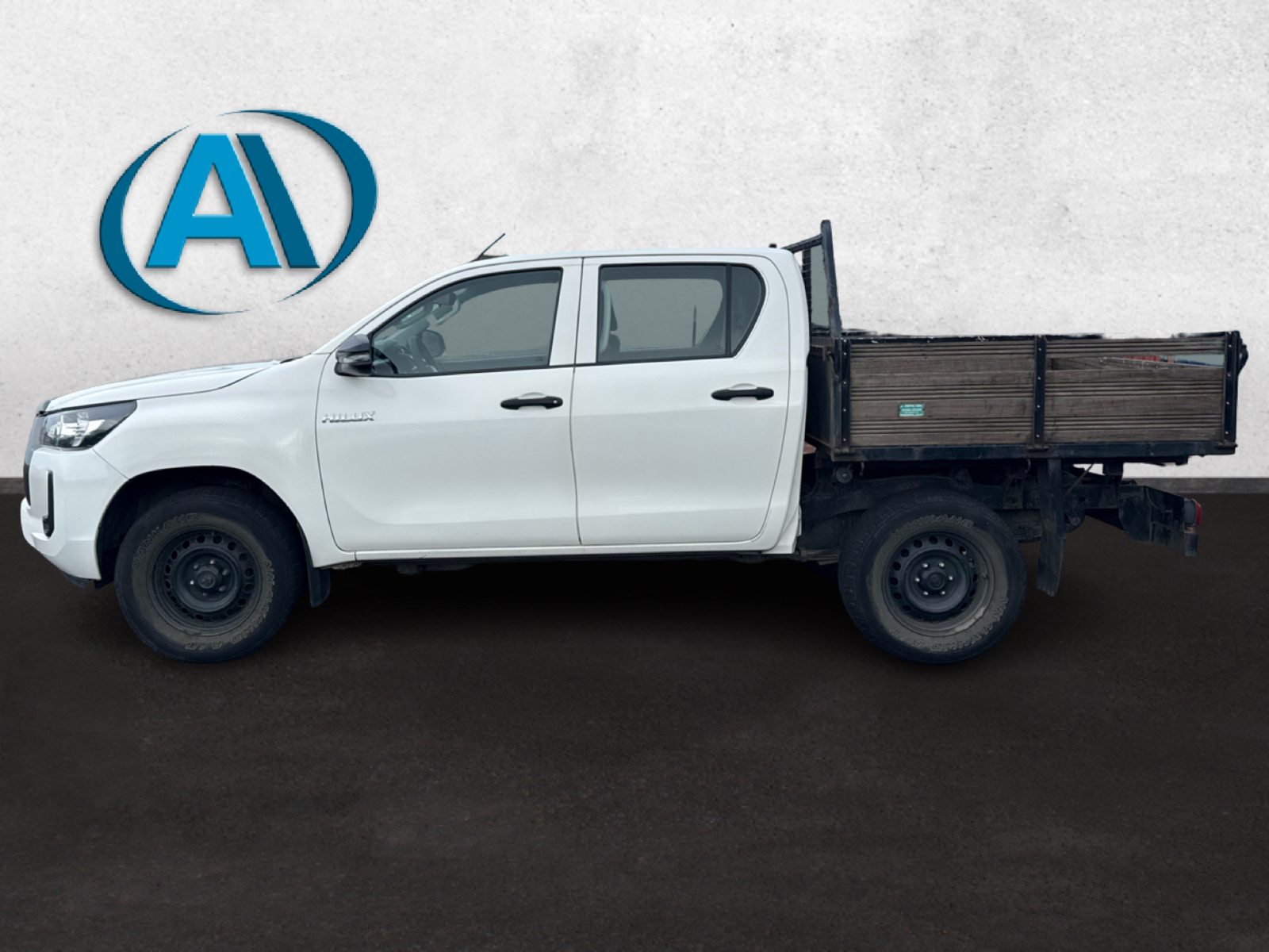 TOYOTA HILUX Hilux 2.4D 4x4 Cabina Dupla Caixa Met�lica