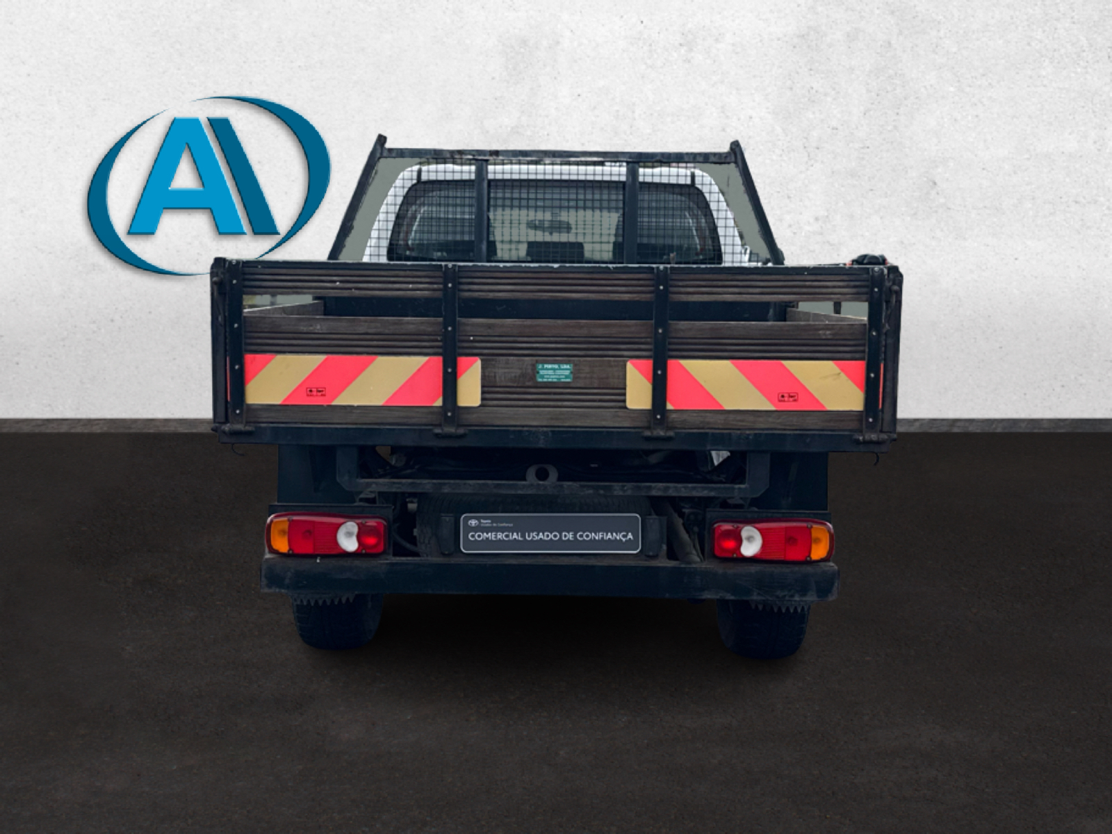 TOYOTA HILUX Hilux 2.4D 4x4 Cabina Dupla Caixa Met�lica