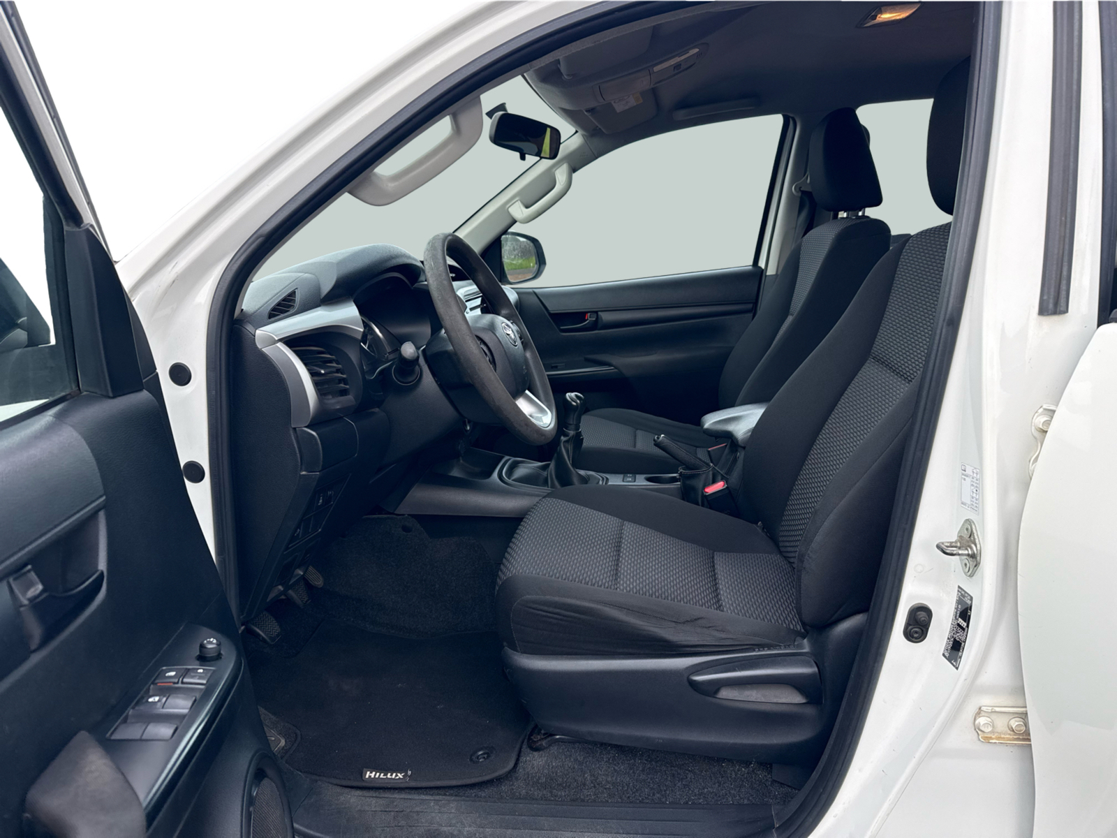 TOYOTA HILUX Hilux 2.4D 4x4 Cabina Dupla Caixa Met�lica