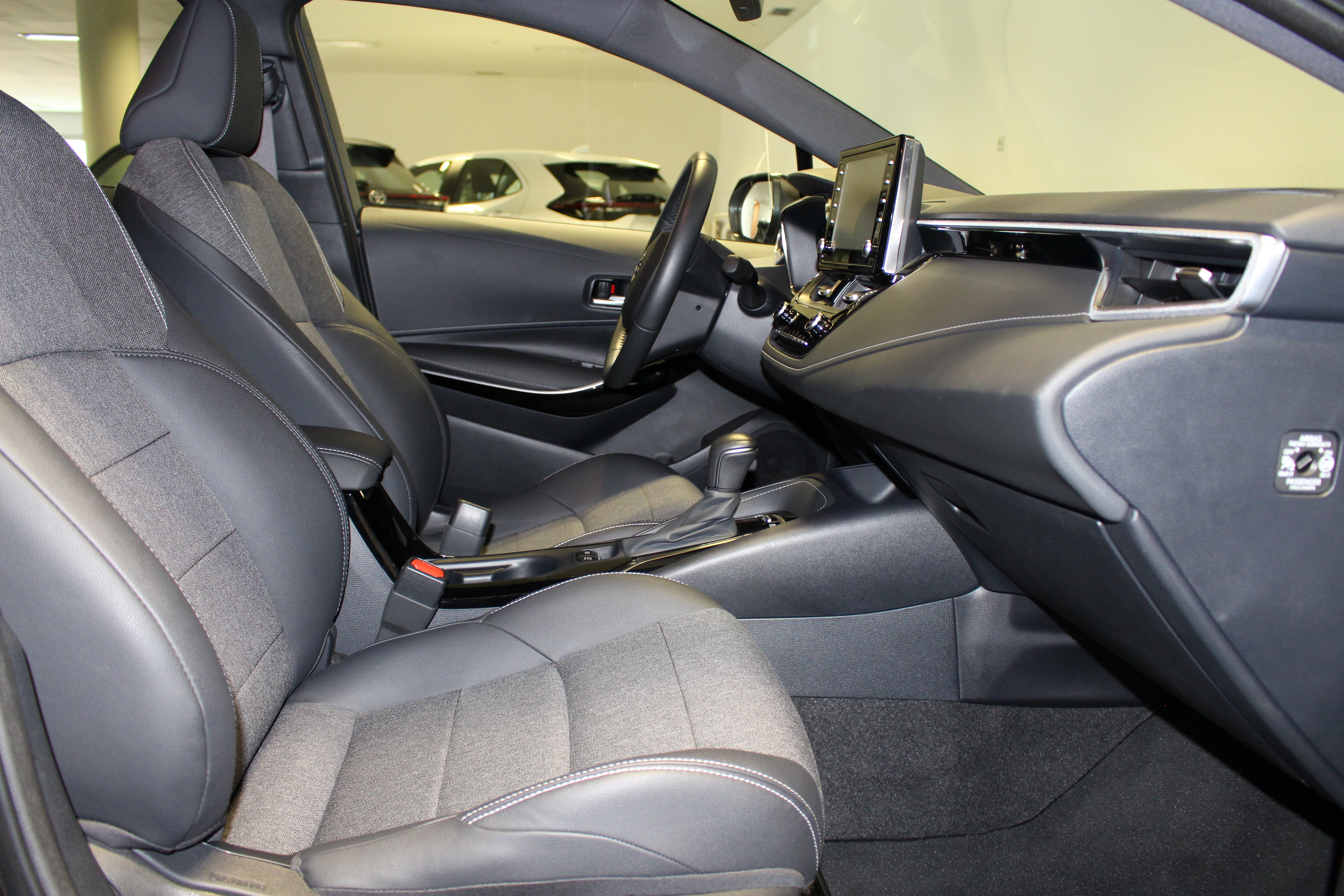 TOYOTA COROLLA HB Corolla HB 1.8 Hybrid Comfort + Pack Sport