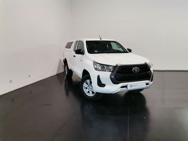 TOYOTA HILUX 2.4D 4x2 Cabina Extra Caixa Metlica 3L