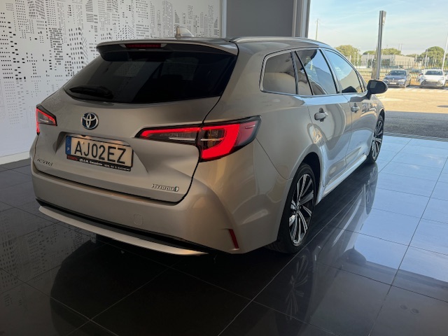 TOYOTA COROLLA TS Corolla TS 1.8 Hybrid Comfort + Pack Sport