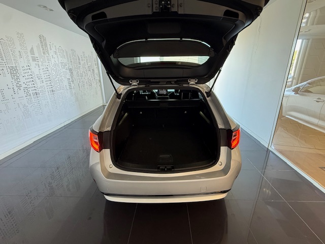 TOYOTA COROLLA TS Corolla TS 1.8 Hybrid Comfort + Pack Sport