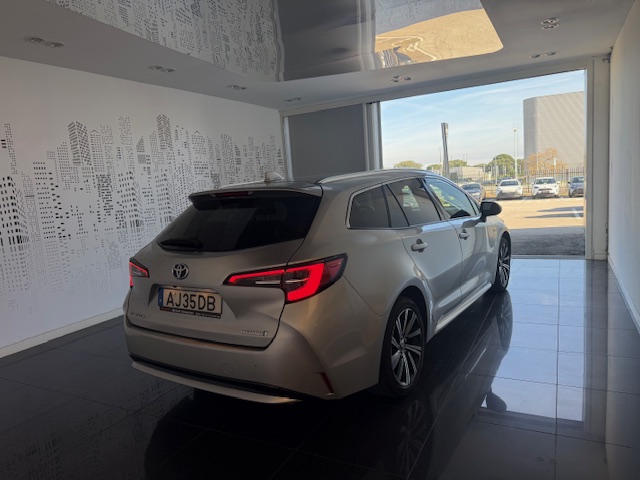 TOYOTA COROLLA TS Corolla TS 1.8 Hybrid Comfort + Pack Sport