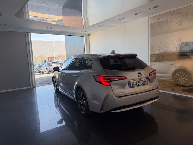 TOYOTA COROLLA TS Corolla TS 1.8 Hybrid Comfort + Pack Sport