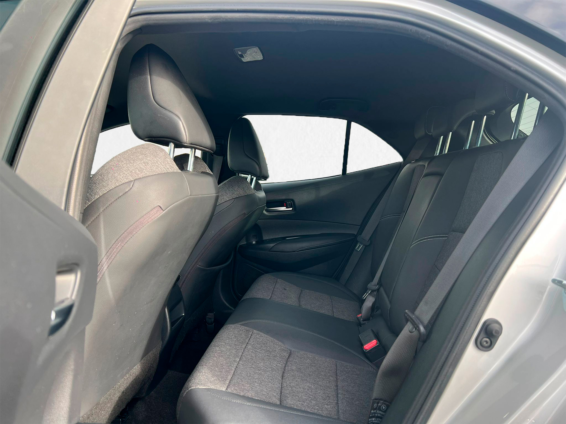 TOYOTA COROLLA HB Corolla HB 1.8 Hybrid SQUARE Collection