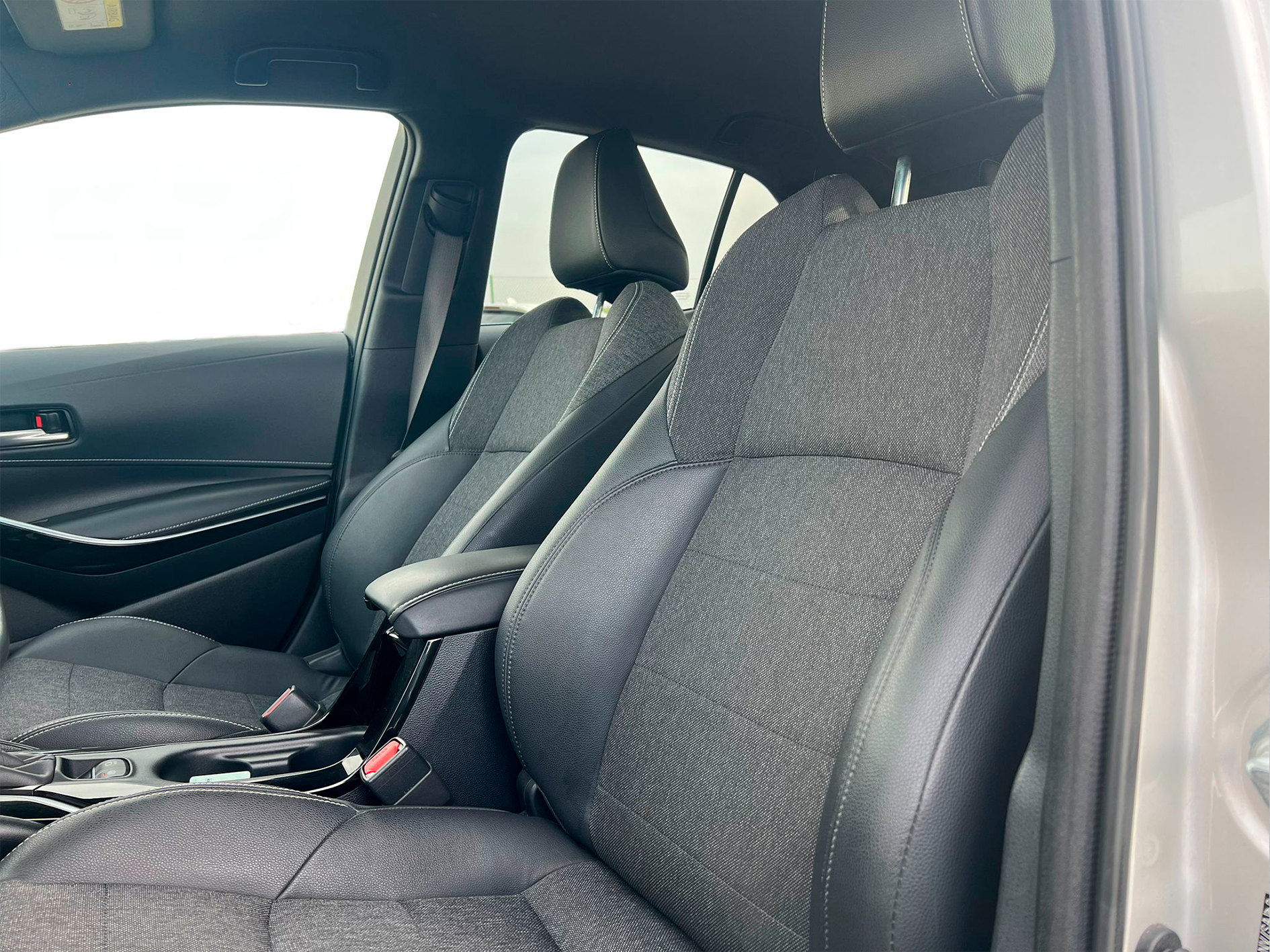 TOYOTA COROLLA HB Corolla HB 1.8 Hybrid SQUARE Collection