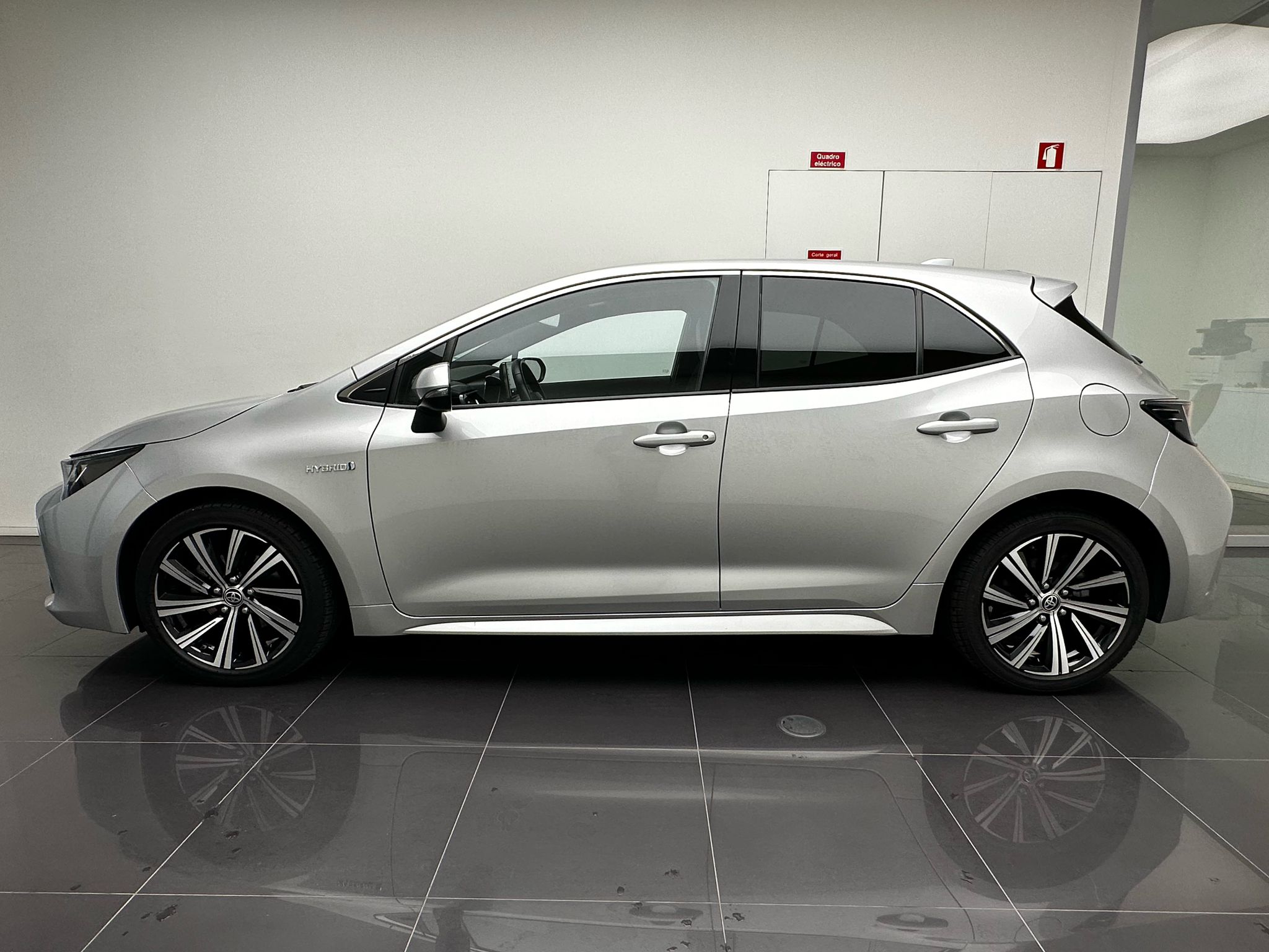 TOYOTA COROLLA HB Corolla HB 1.8 Hybrid Comfort + Pack Sport