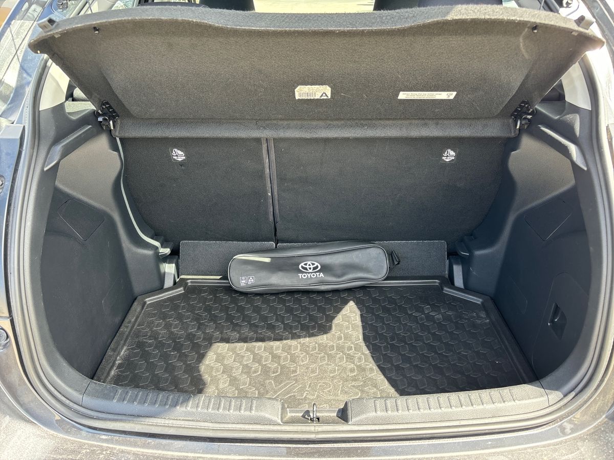 TOYOTA YARIS NG Yaris 1.5 Hybrid Dynamic Force Comfort Plus
