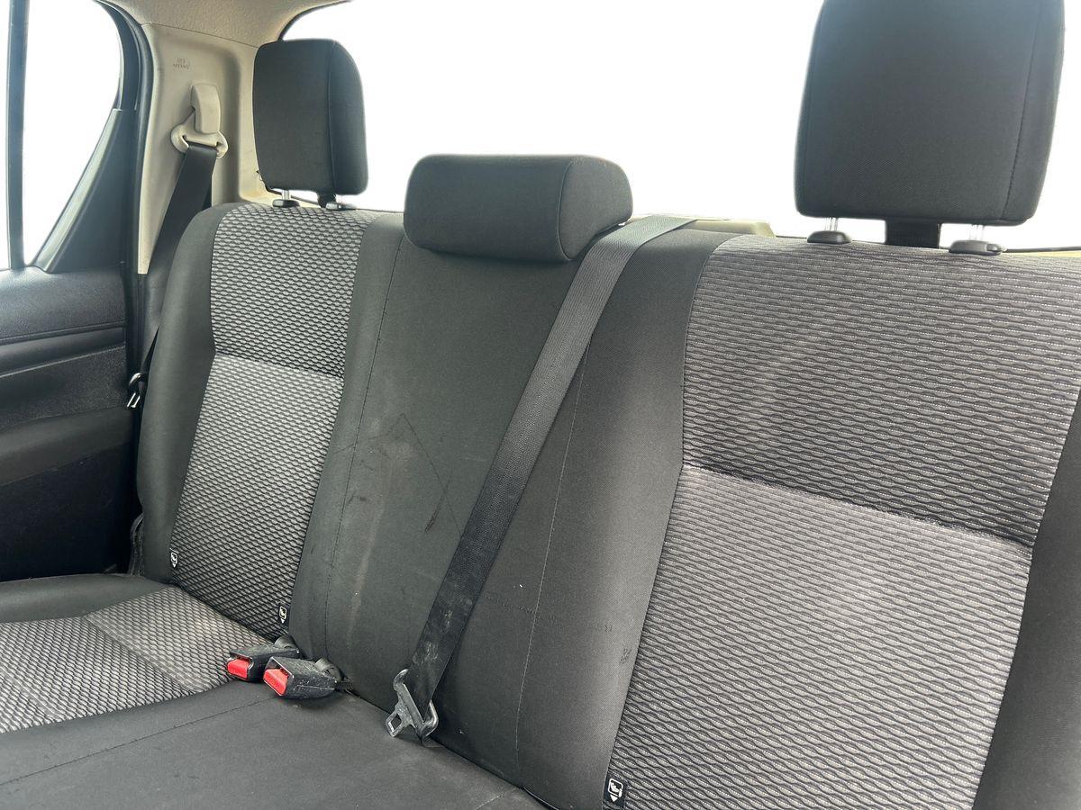 TOYOTA HILUX Hilux 2.4D 4x4 Cabina Dupla Caixa Met�lica