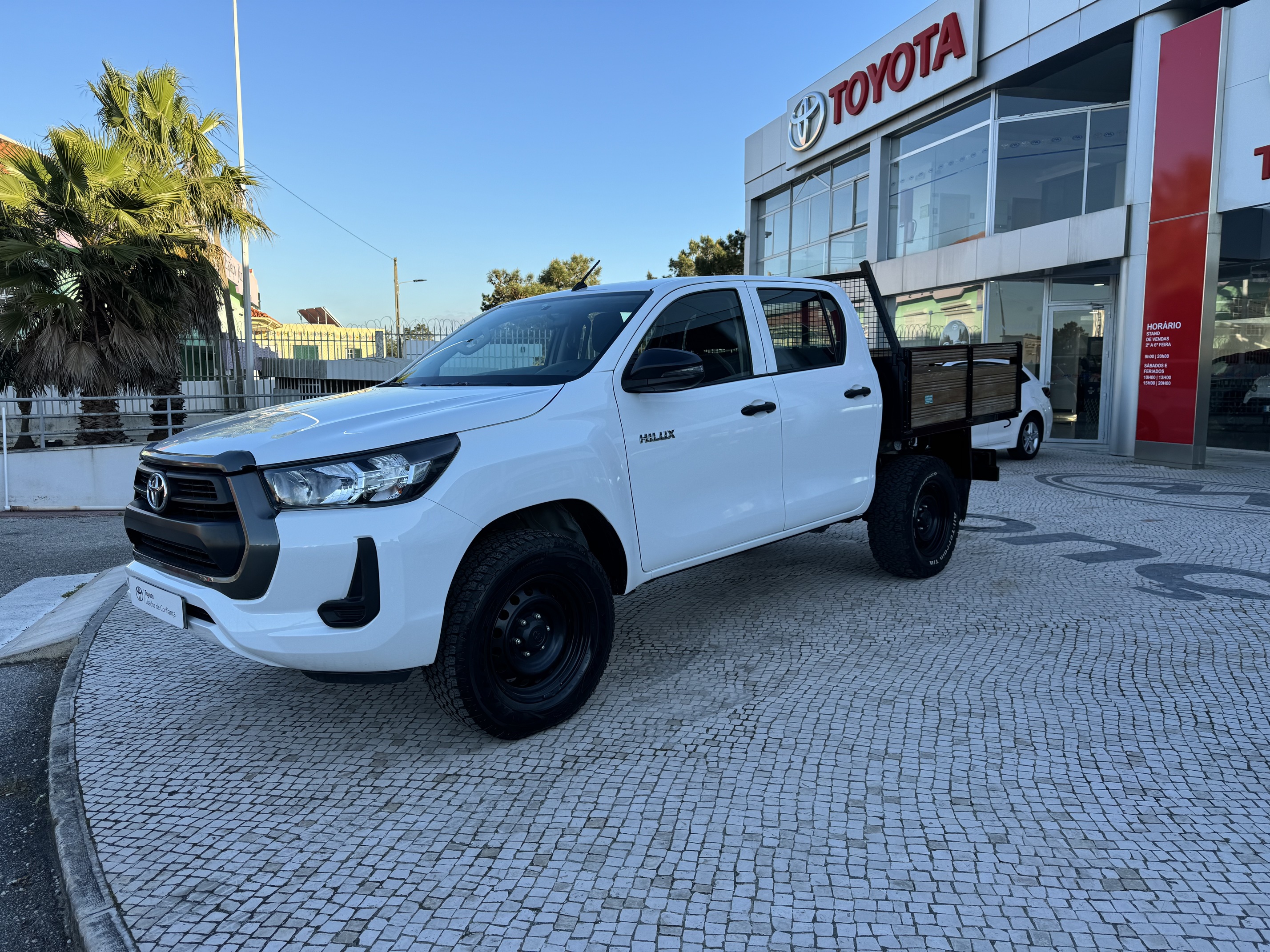 TOYOTA HILUX Hilux 2.4D 4x4 Cabina Dupla Chassis 3L