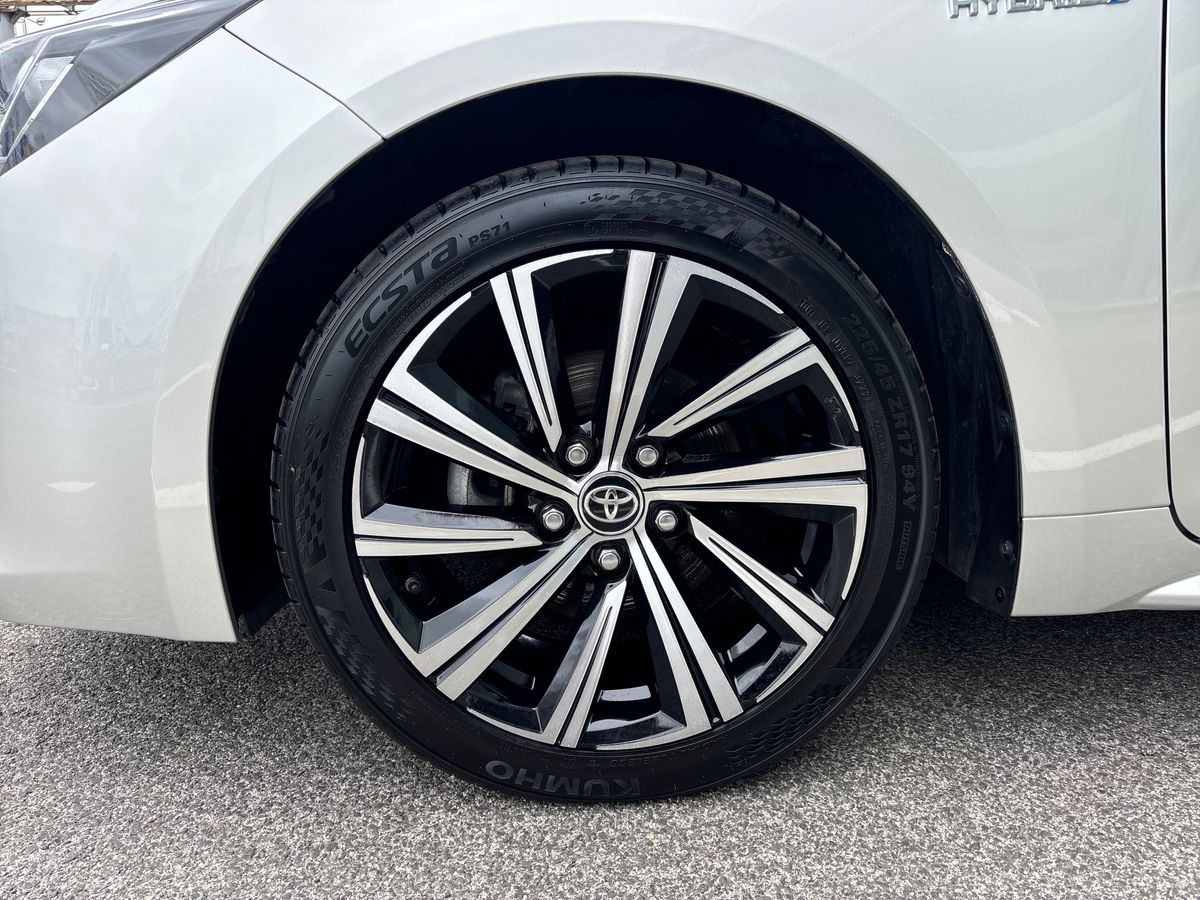 TOYOTA COROLLA TS Corolla TS 1.8 Hybrid Comfort + Pack Sport