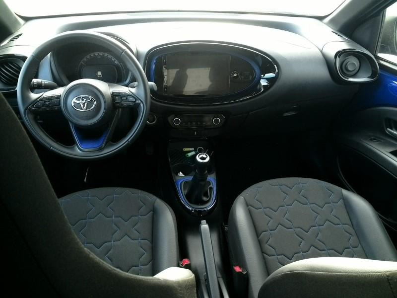 TOYOTA AYGO X 22-24 Aygo X 1.0 Envy