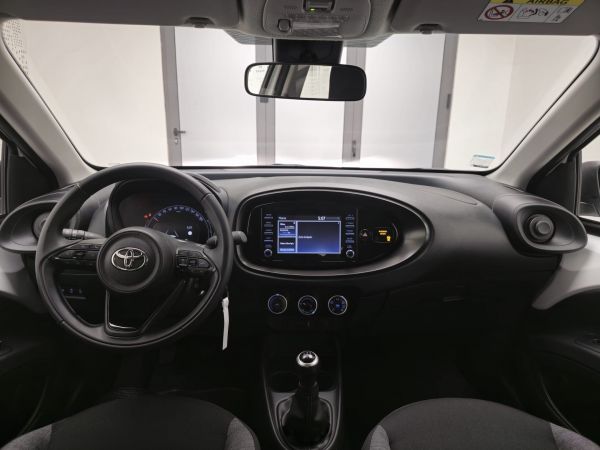 TOYOTA AYGO X Play 1.0G