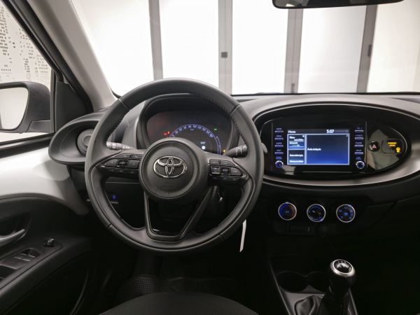 TOYOTA AYGO X Play 1.0G