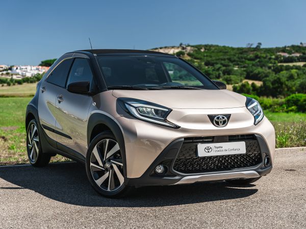 TOYOTA AYGO X Aygo X envy 1.0G MT