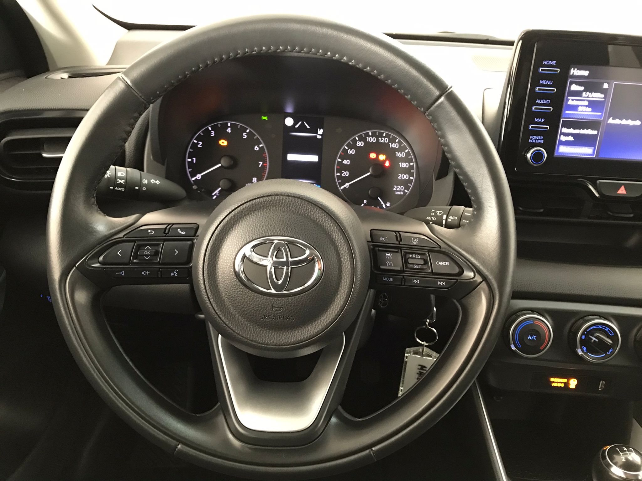 TOYOTA YARIS NG Yaris 1.0 Comfort Plus
