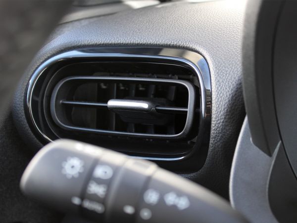 TOYOTA YARIS NG Yaris 1.0 Comfort Plus
