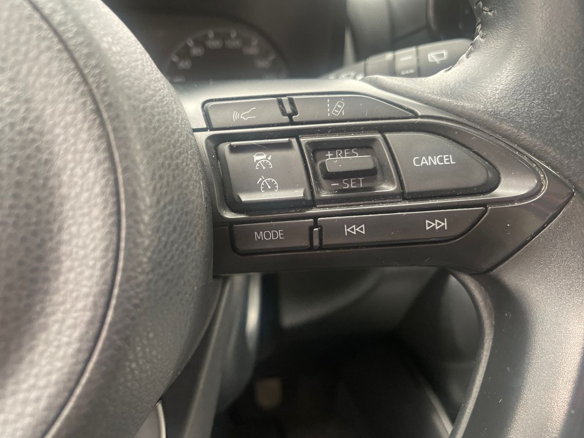 TOYOTA YARIS NG Yaris 1.0 Comfort Plus