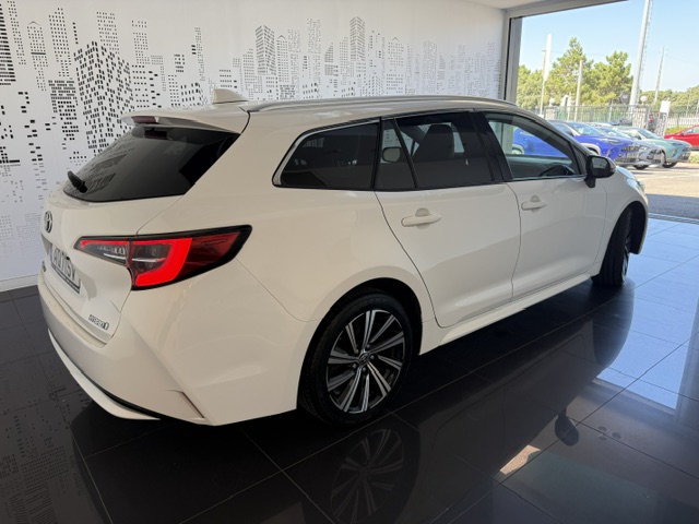 TOYOTA COROLLA TS Corolla TS 1.8 Hybrid Comfort + Pack Sport