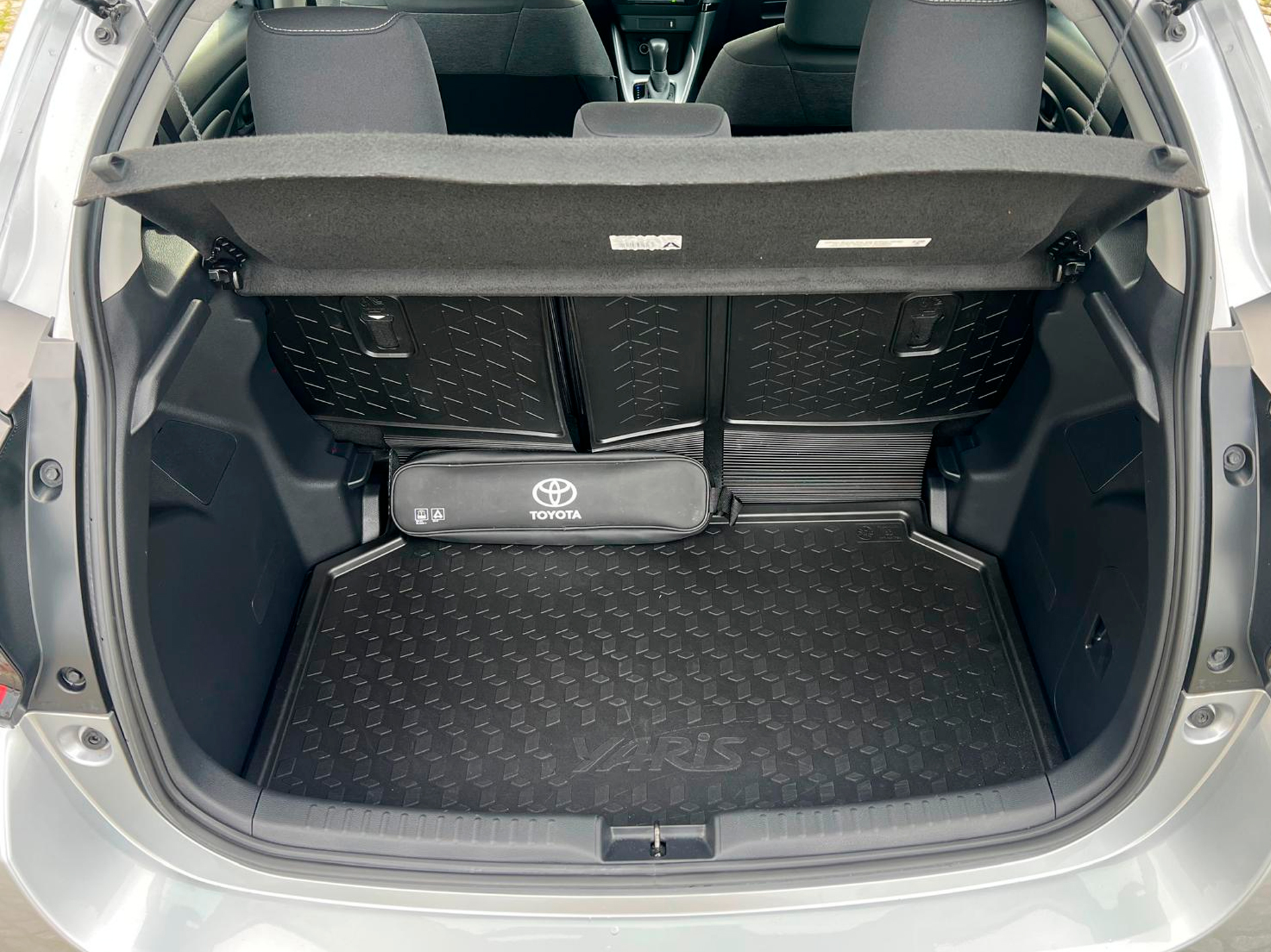 TOYOTA YARIS NG Yaris 1.5 Hybrid Dynamic Force Comfort Plus