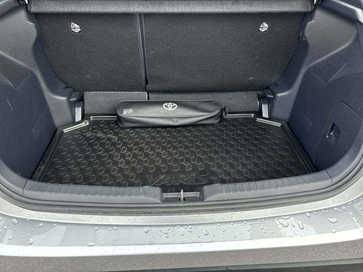 TOYOTA YARIS NG Yaris 1.5 Hybrid Dynamic Force Comfort Plus