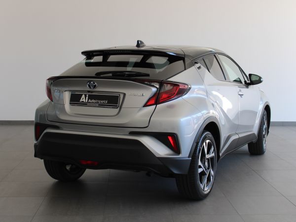 TOYOTA TOYOTA C-HR Toyota C-HR 1.8 Hybrid SQUARE Collection