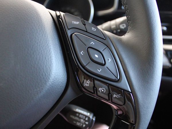 TOYOTA TOYOTA C-HR Toyota C-HR 1.8 Hybrid SQUARE Collection