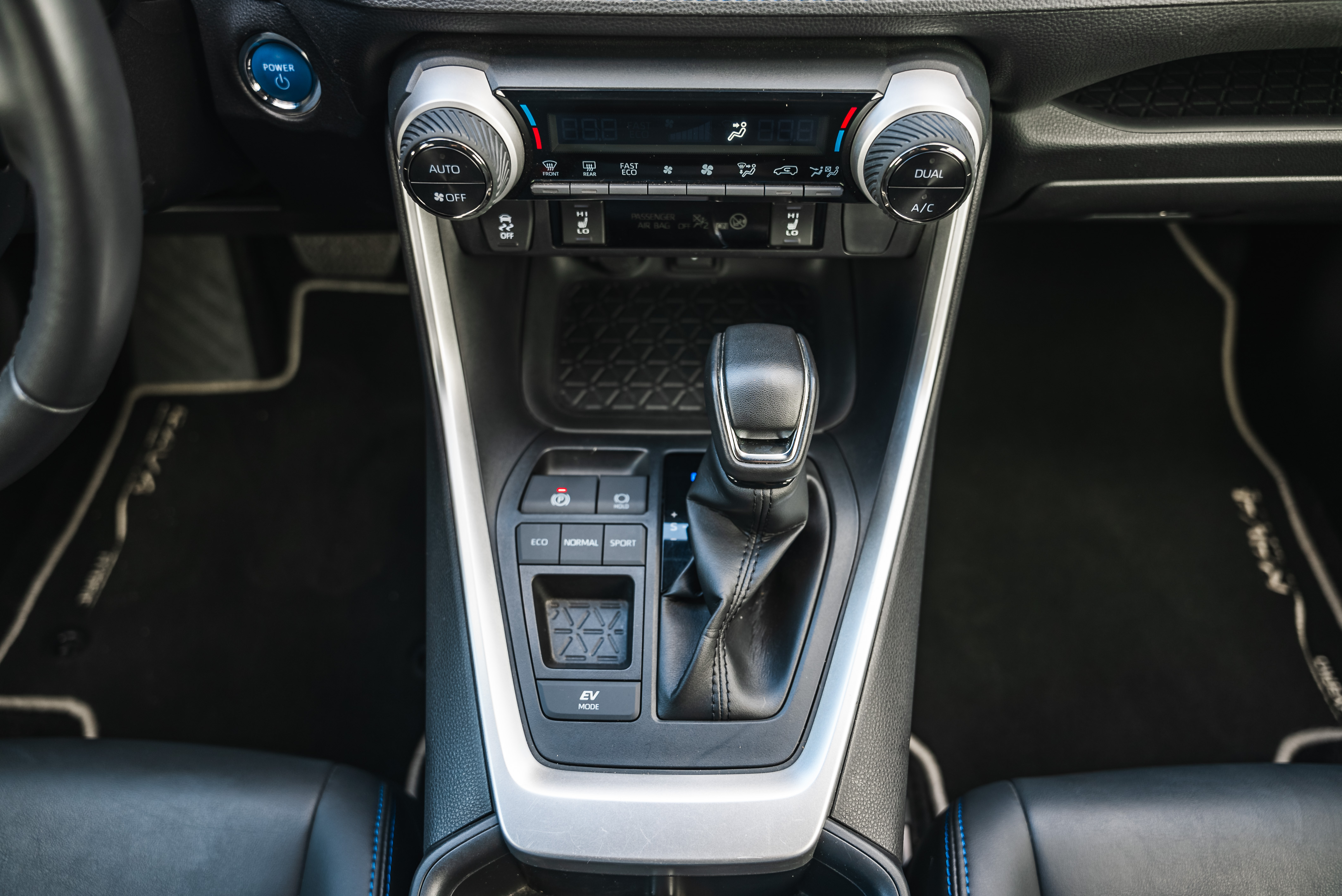 TOYOTA RAV4 RAV4 2.5 Hybrid Dynamic Force SQUARE Collection