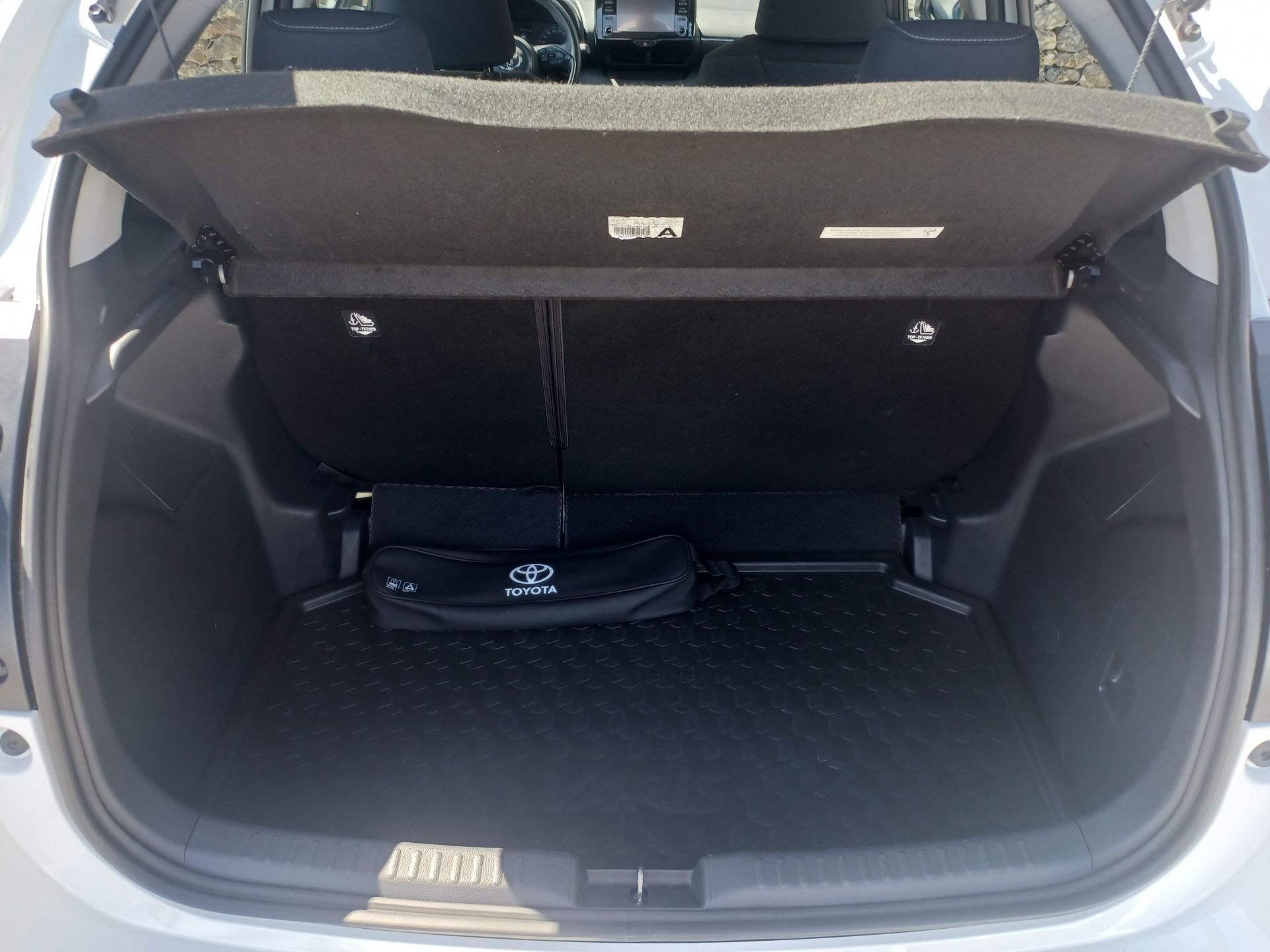 TOYOTA YARIS Yaris 1.0 Comfort Plus