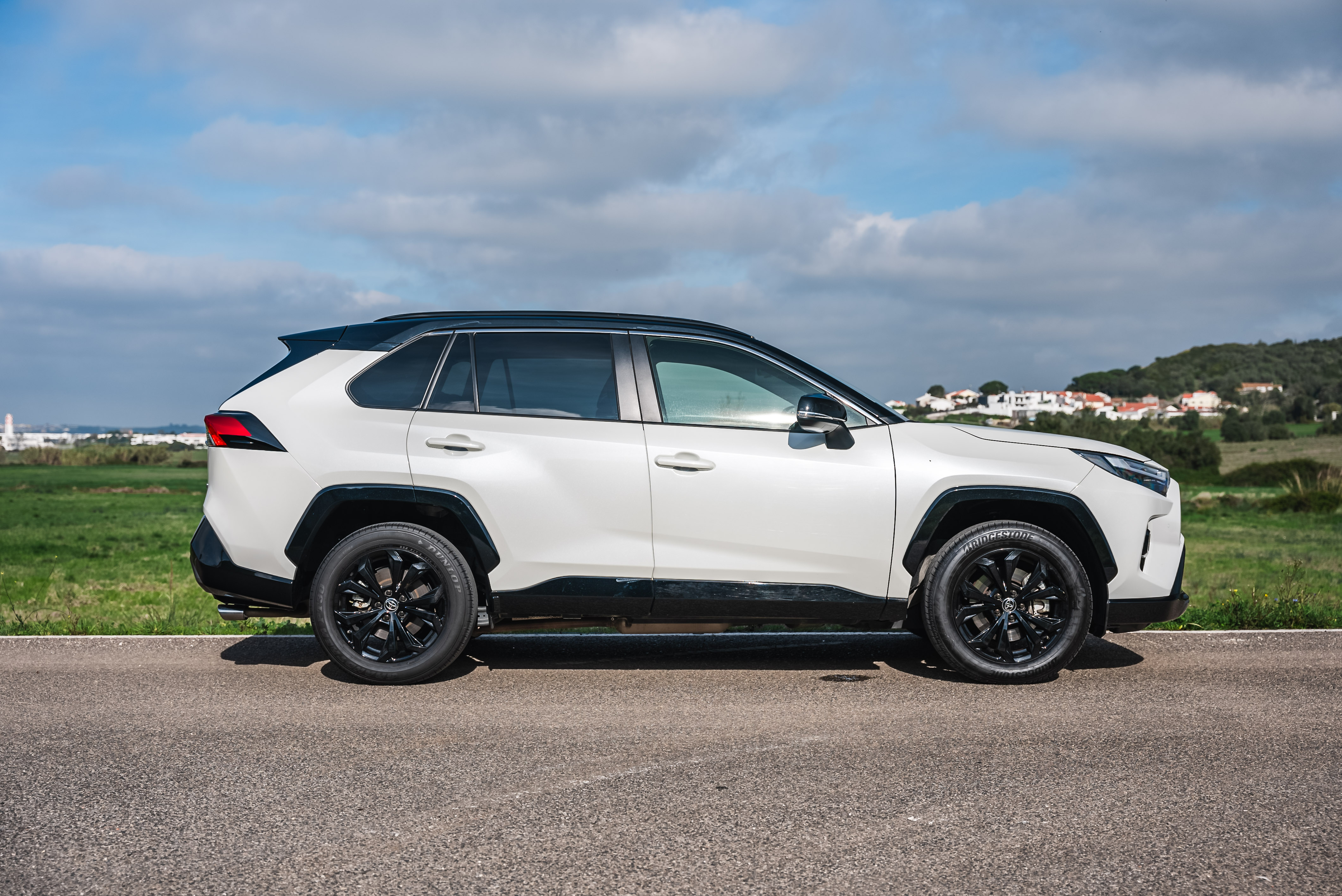 TOYOTA RAV4 RAV4 2.5 Hybrid Dynamic Force SQUARE Collection