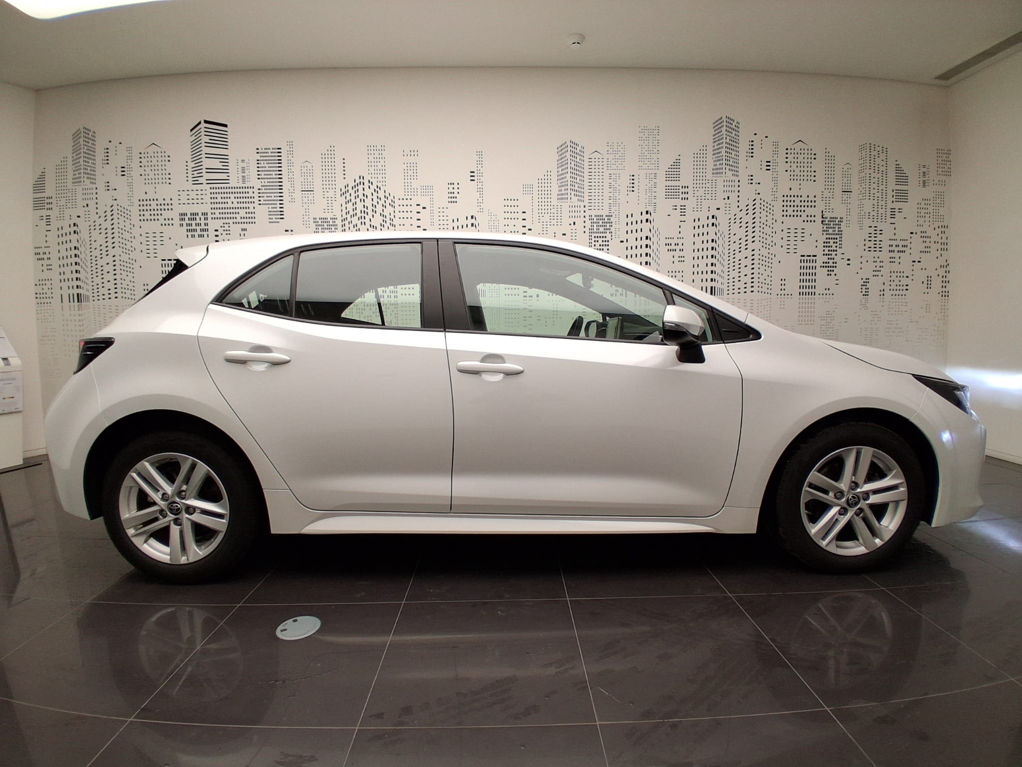 TOYOTA COROLLA HB Corolla HB 1.8 Hybrid Comfort