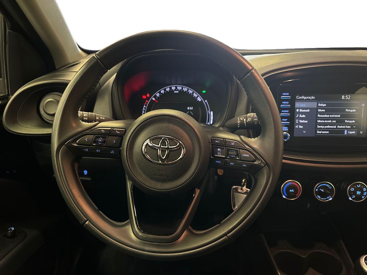 TOYOTA AYGO X Aygo X play 1.0G