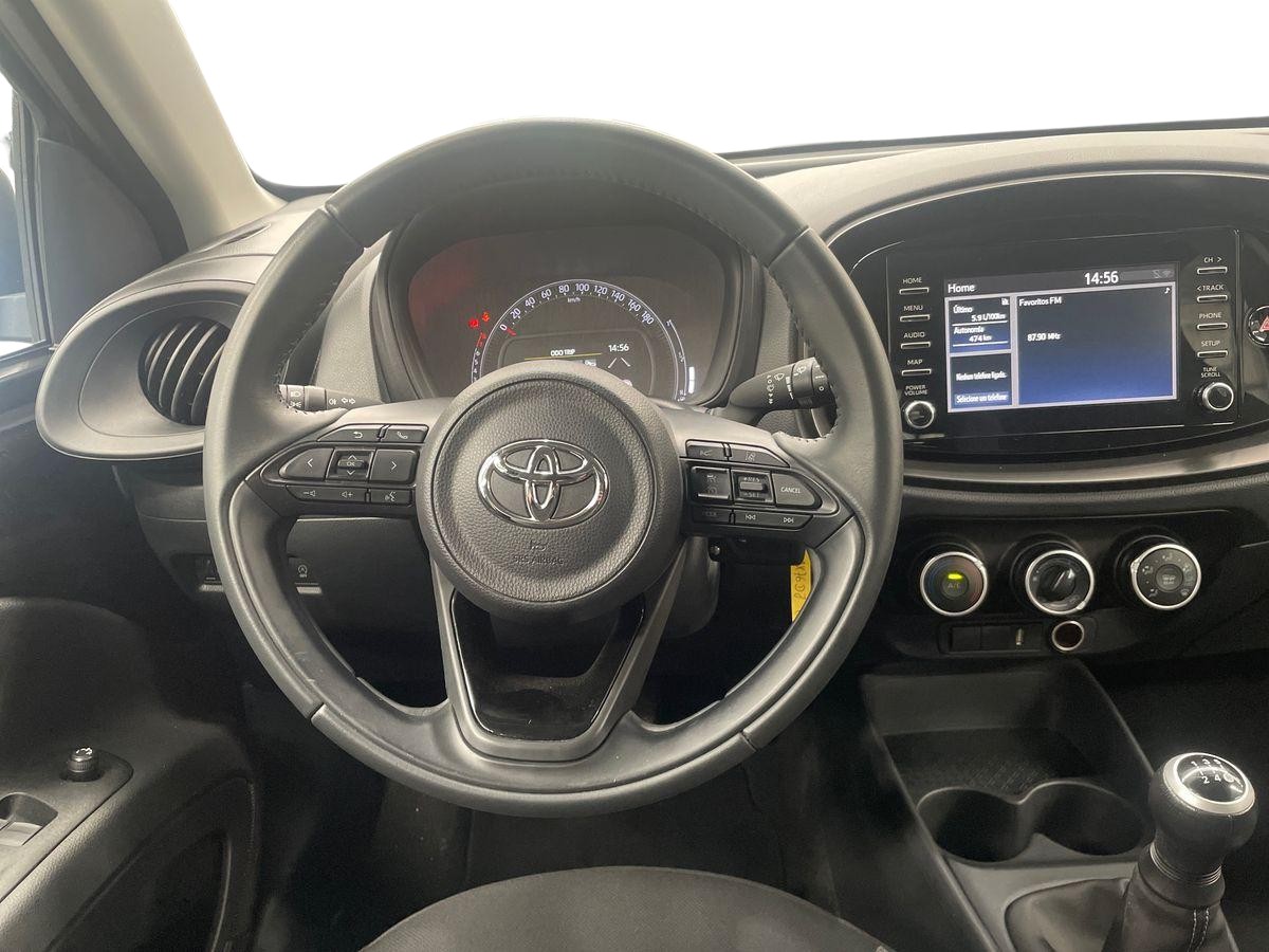 TOYOTA AYGO X Aygo X play 1.0G