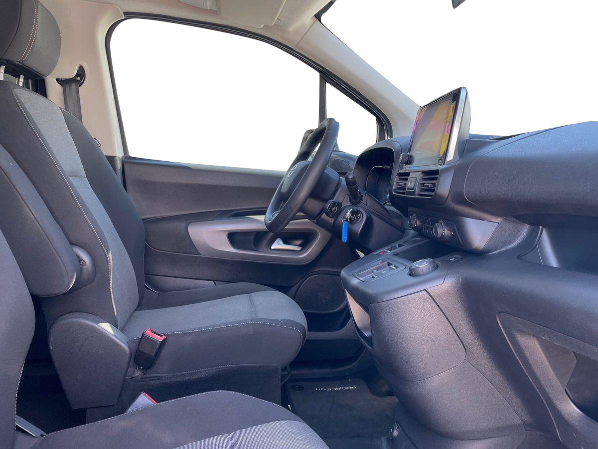 TOYOTA PROACE CITY VERSO BEV Proace City Verso BEV L1 50kWh Exclusive