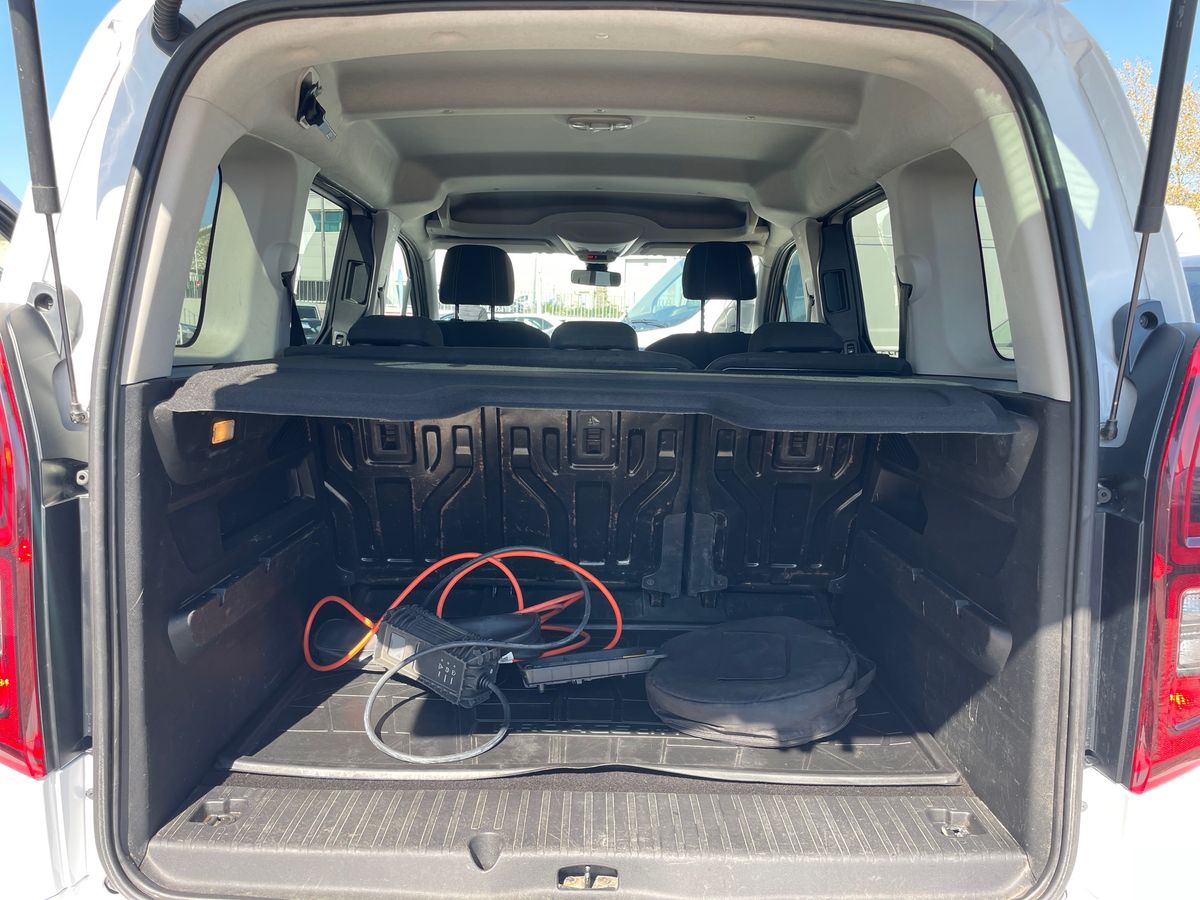 TOYOTA PROACE CITY VERSO BEV Proace City Verso BEV L1 50kWh Exclusive