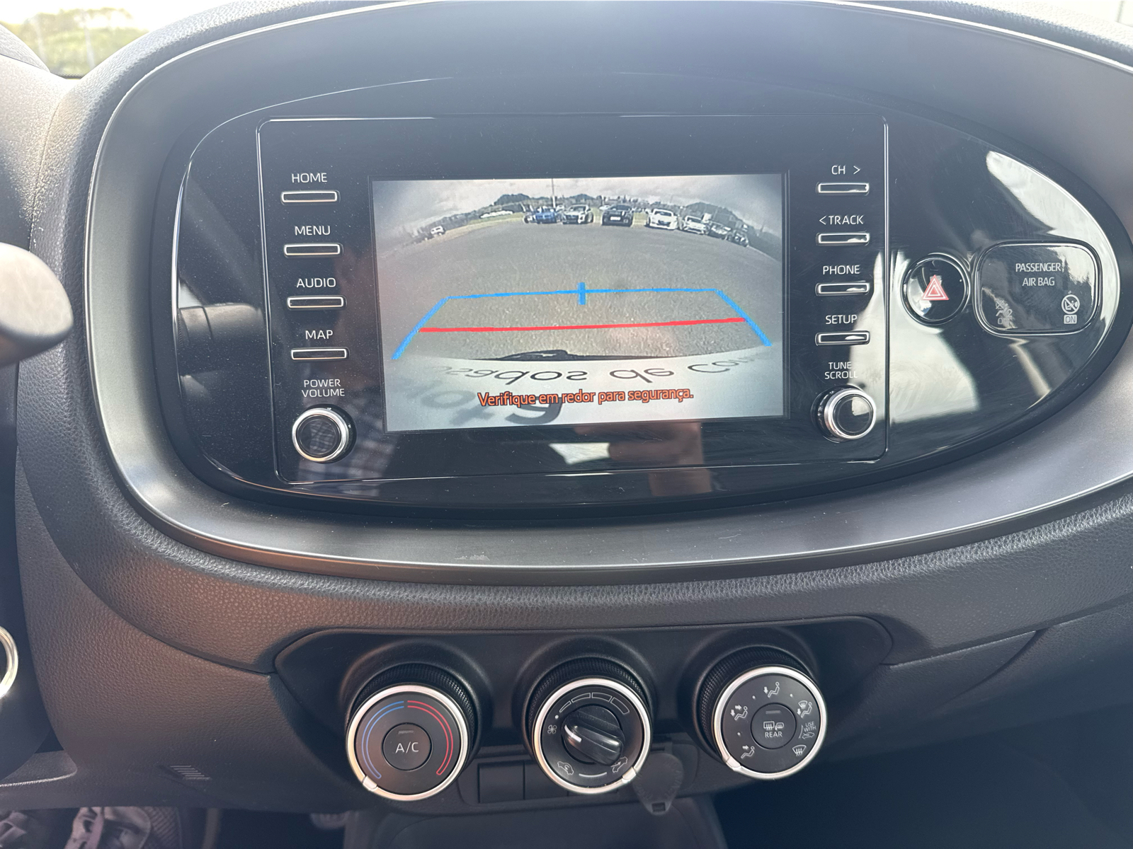 TOYOTA AYGO X Aygo X play 1.0G