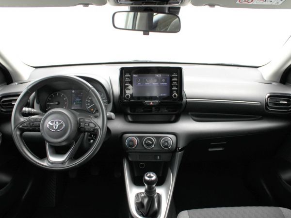TOYOTA YARIS Yaris 1.0 Comfort Plus