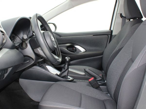 TOYOTA YARIS Yaris 1.0 Comfort Plus
