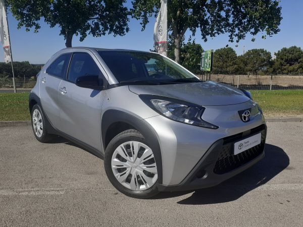 TOYOTA AYGO X Aygo X play 1.0G