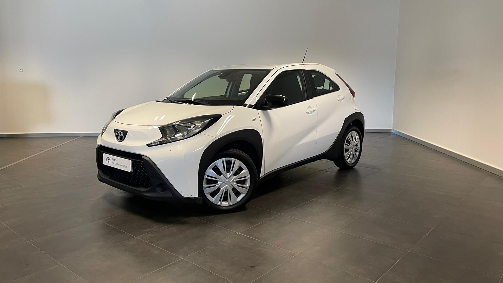 TOYOTA AYGO X Aygo X play 1.0G