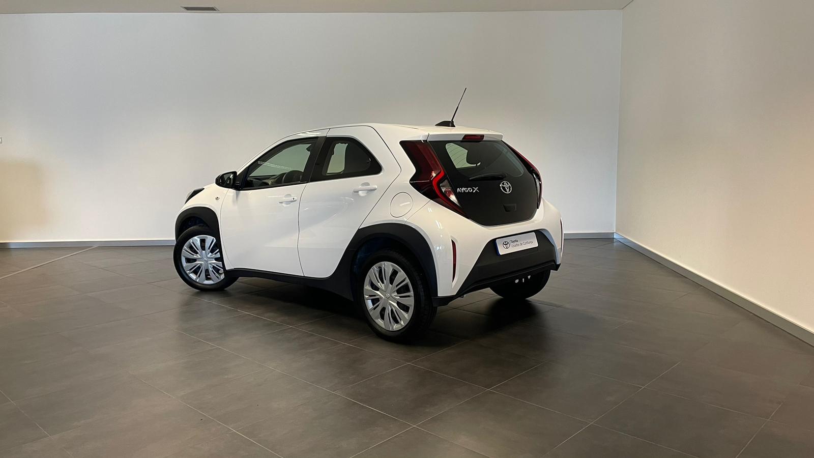 TOYOTA AYGO X Aygo X play 1.0G