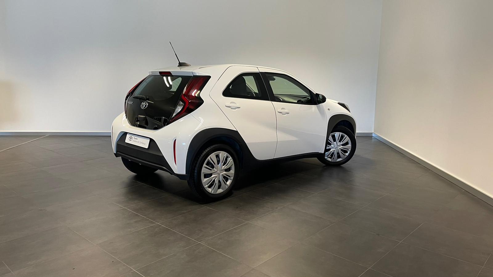 TOYOTA AYGO X Aygo X play 1.0G