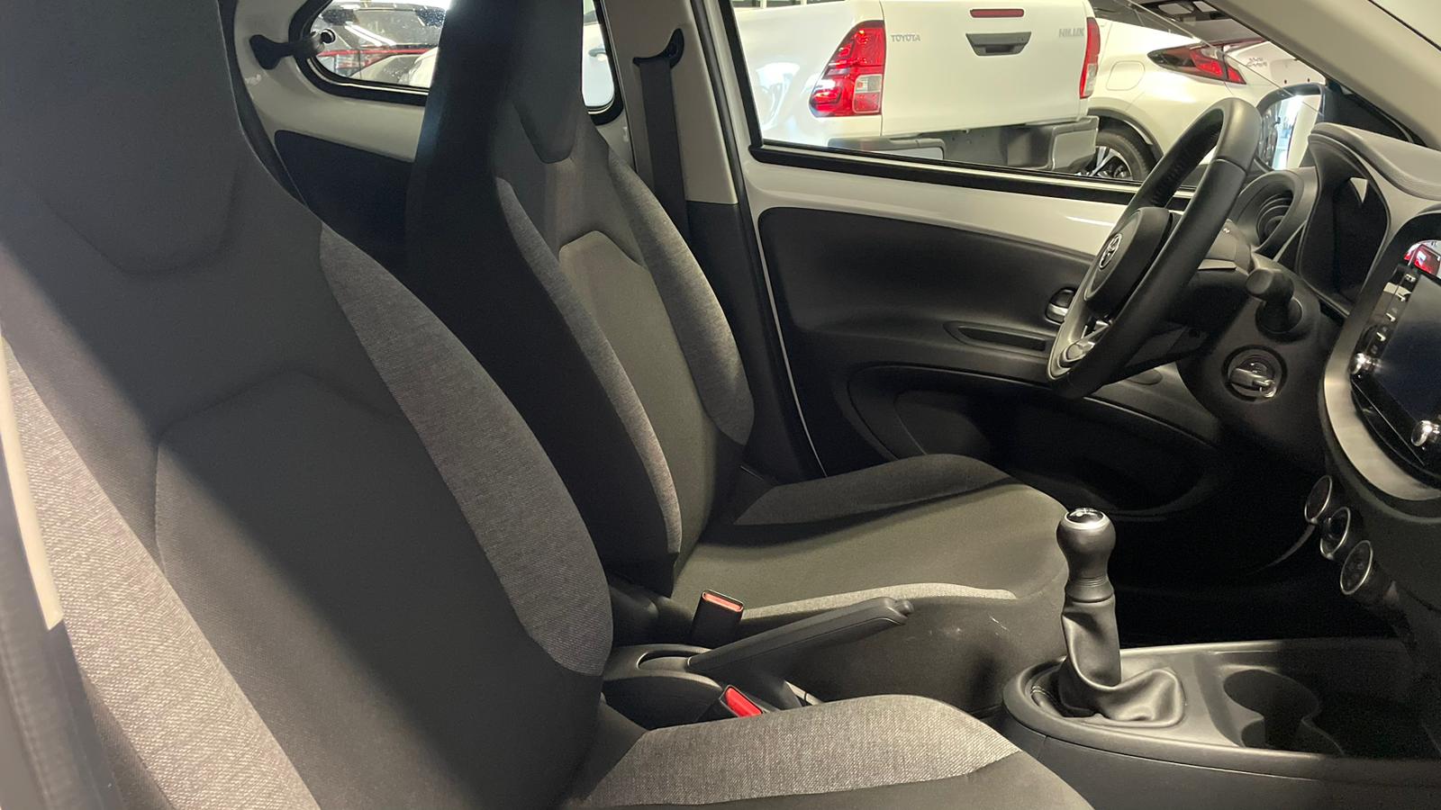 TOYOTA AYGO X Aygo X play 1.0G