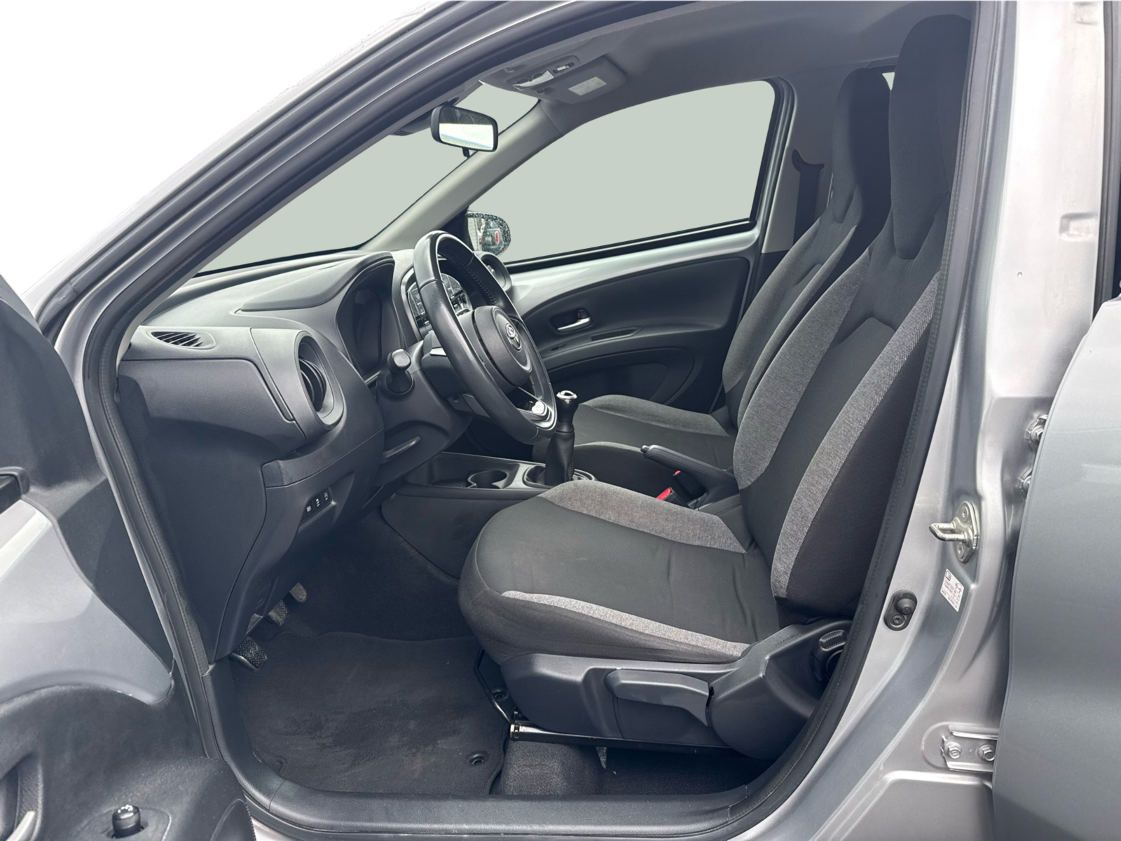 TOYOTA AYGO X Aygo X play 1.0G