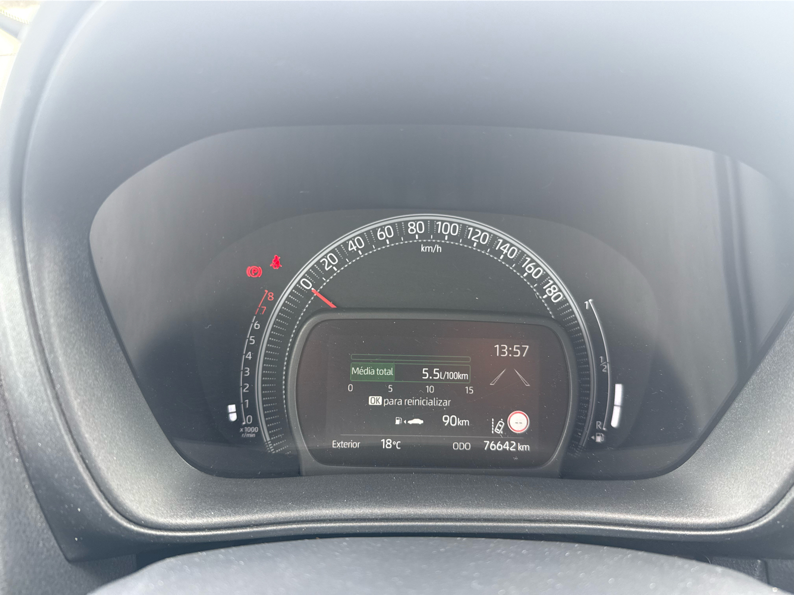 TOYOTA AYGO X Aygo X play 1.0G