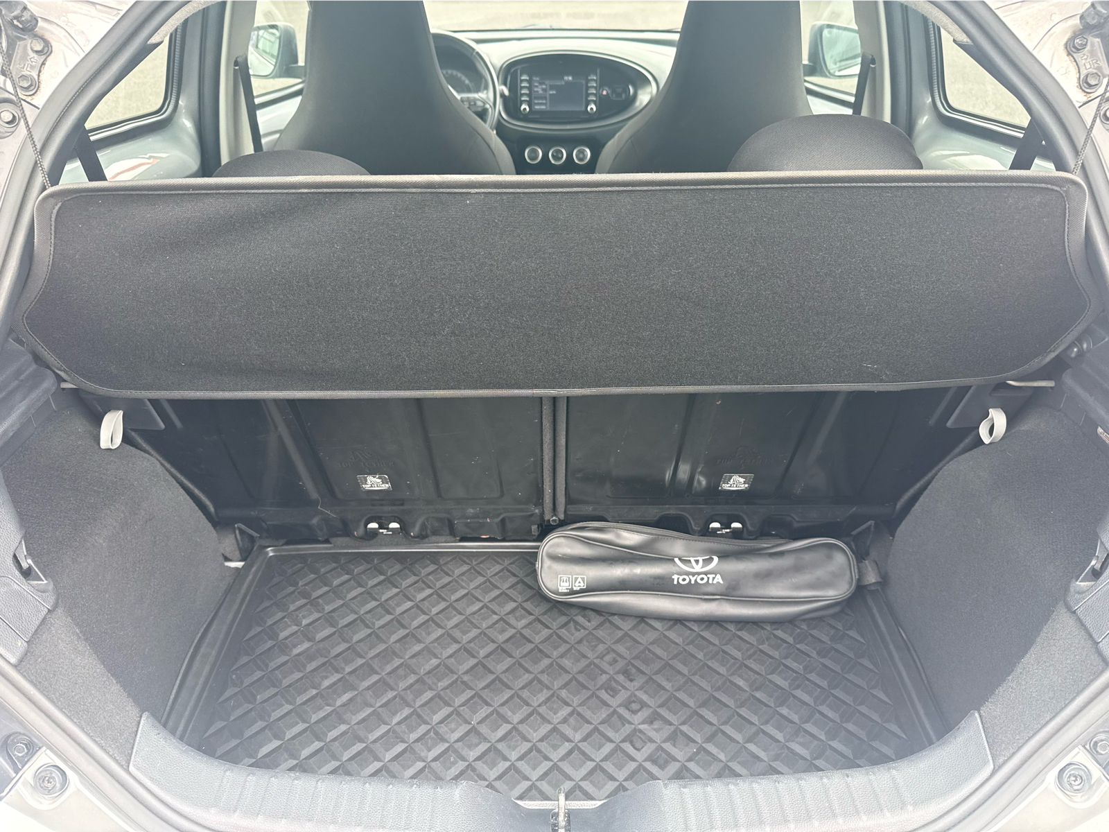TOYOTA AYGO X Aygo X play 1.0G