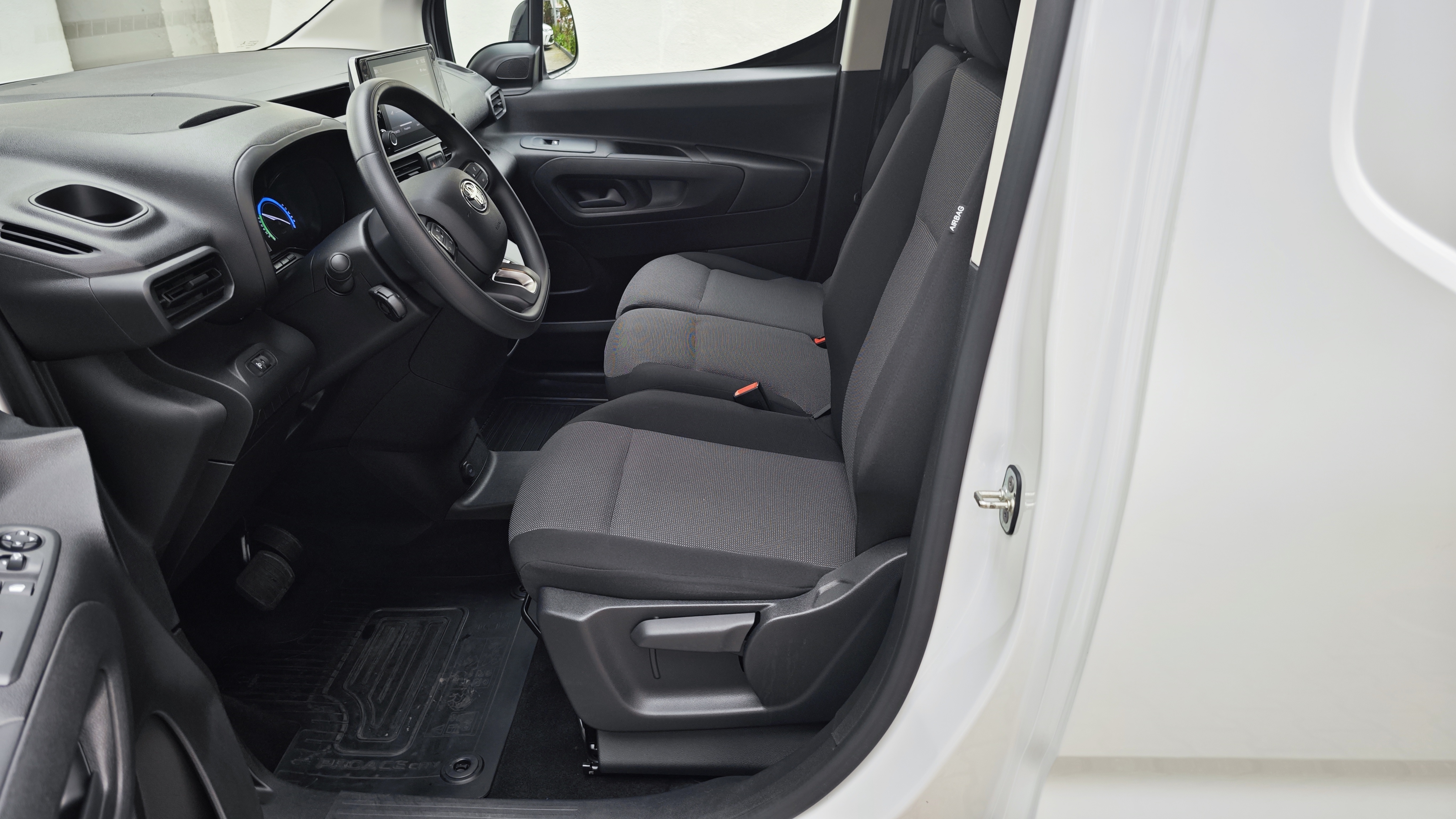 TOYOTA PROACE CITY BEV Proace City BEV L1 50kWh Comfort