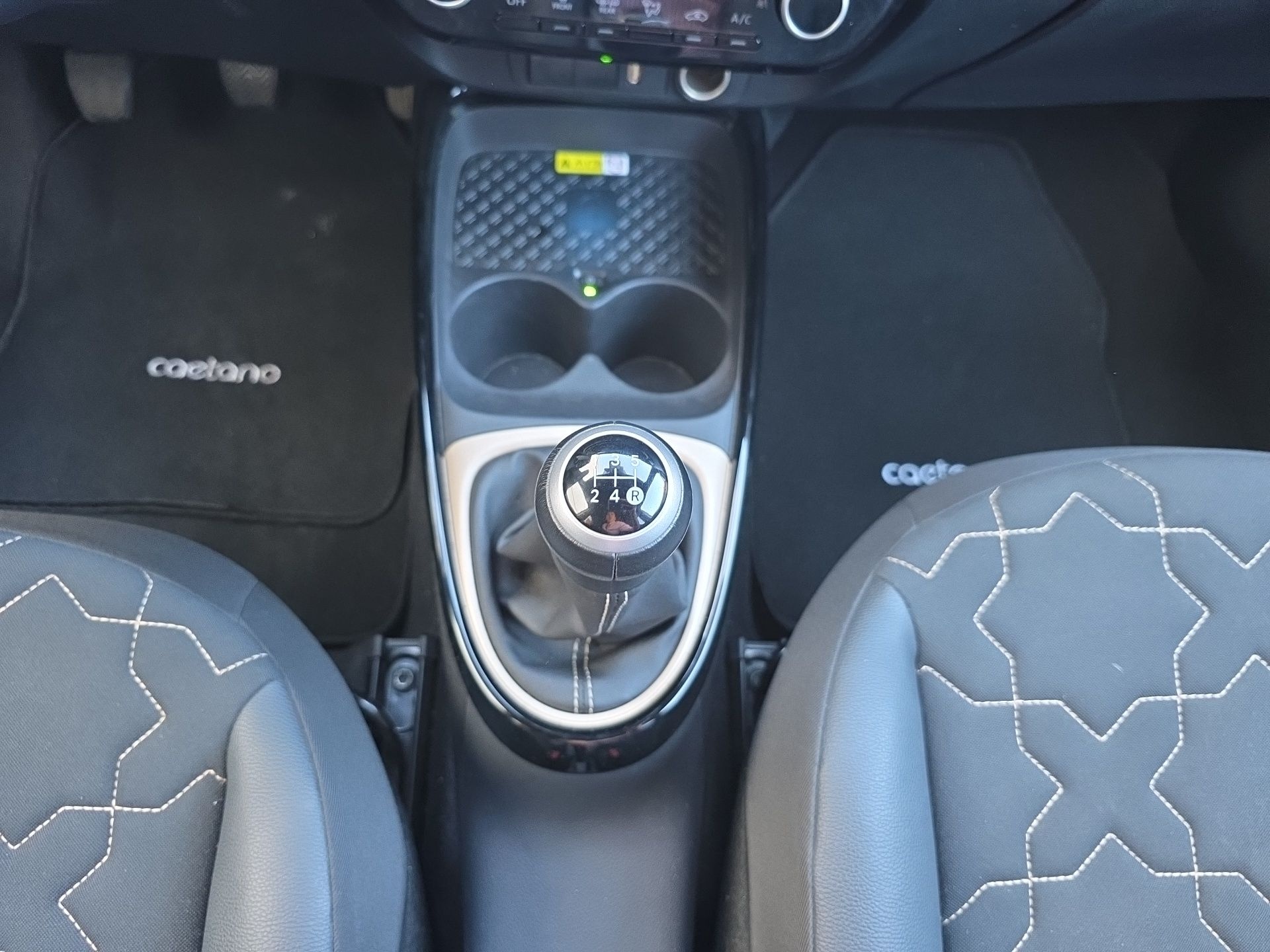 TOYOTA AYGO X Aygo X envy 1.0G MT